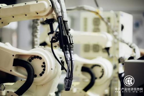 從工業制造到全民營養 起底漢德森的業務轉型與戰略布局